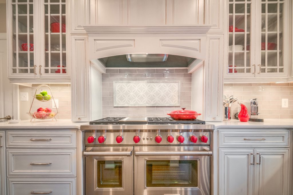 Kitchen Renovation - Stove, Vent Hood and Cabinets